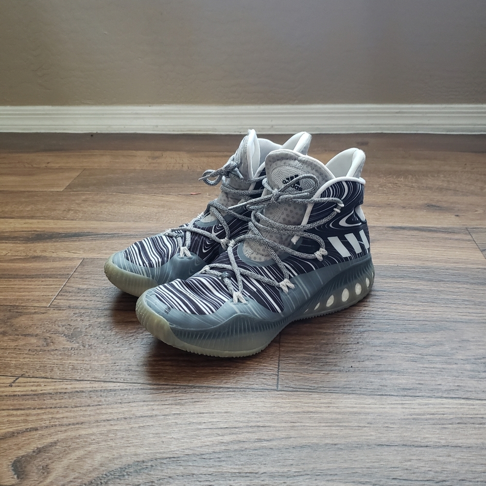 Adidas High Top Geofit sneakers size 9